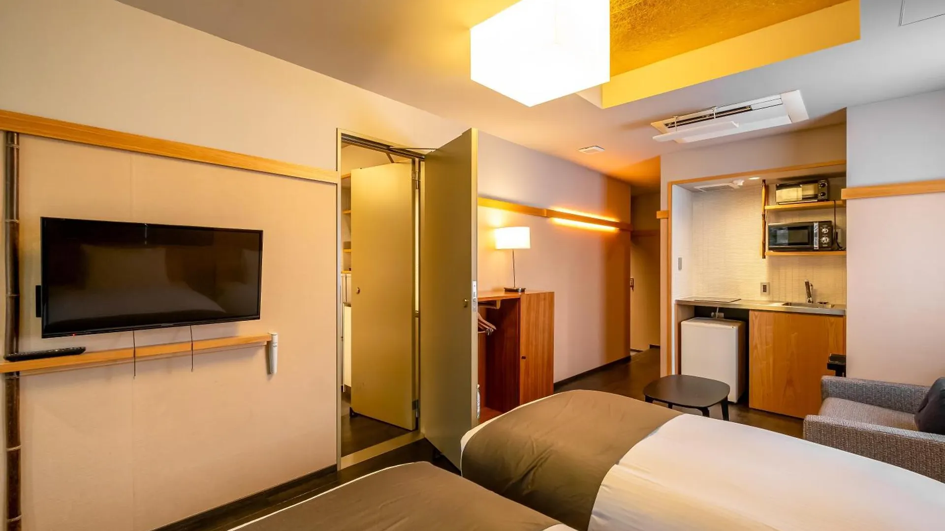 Gozan Hotel & Serviced Apartment Higashiyama Sanjo Kyoto 4*,  Japan